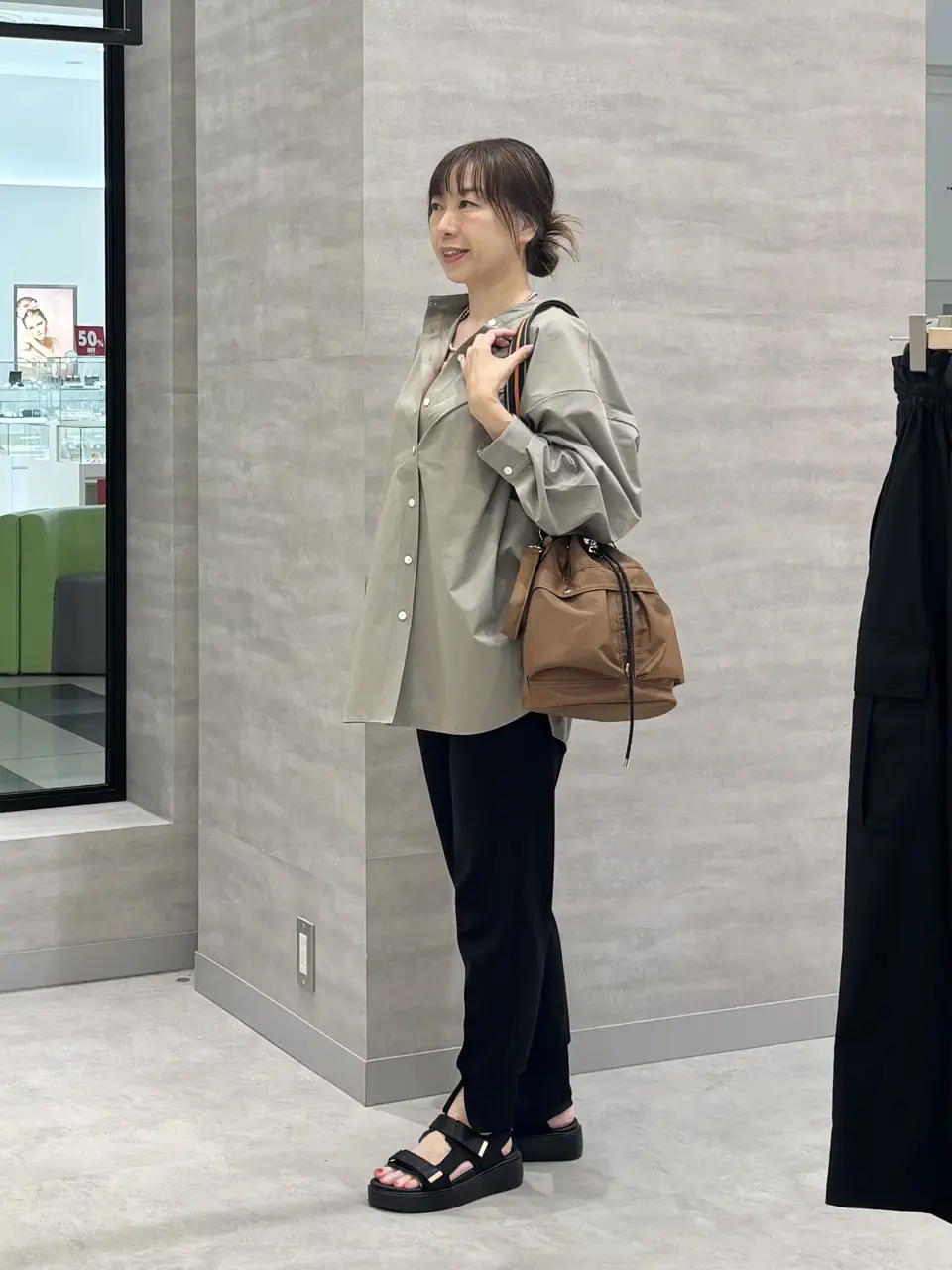 ONWARD CROSSET SELECT SAKAI コーディネート画像