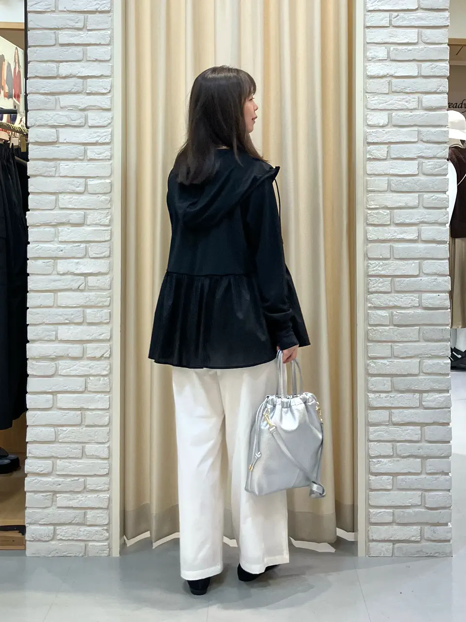 ONWARD CROSSET SELECT 檀 コーディネート画像
