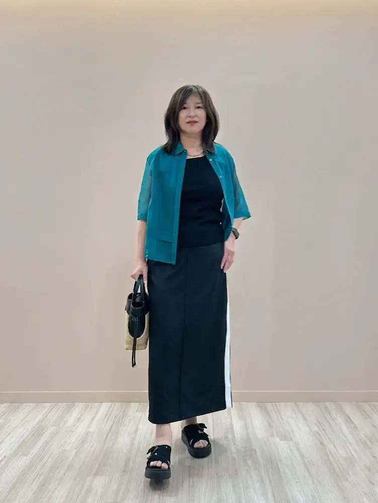  azuki コーディネート画像