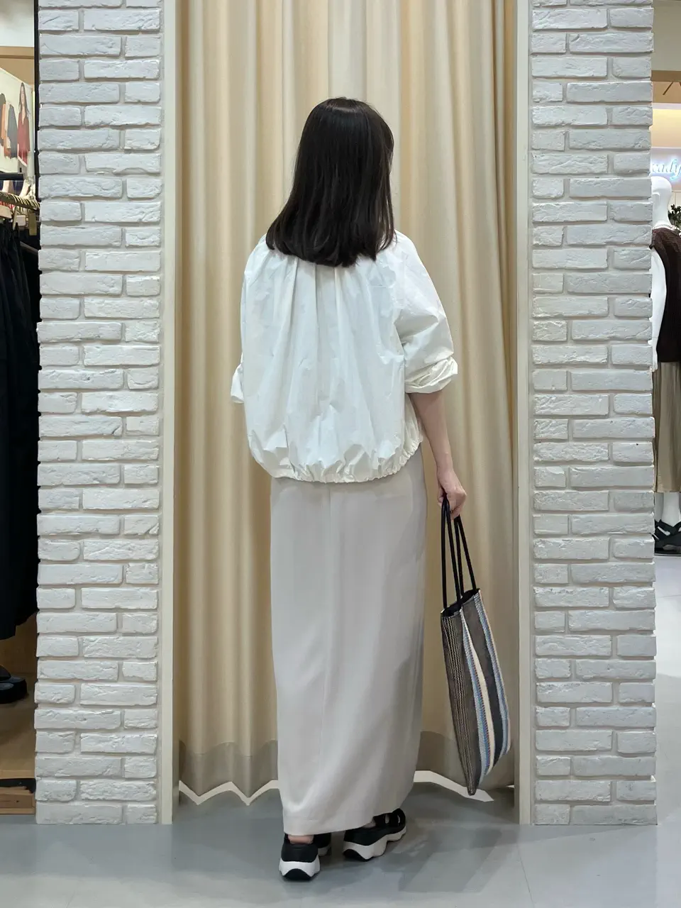 ONWARD CROSSET SELECT 檀 コーディネート画像