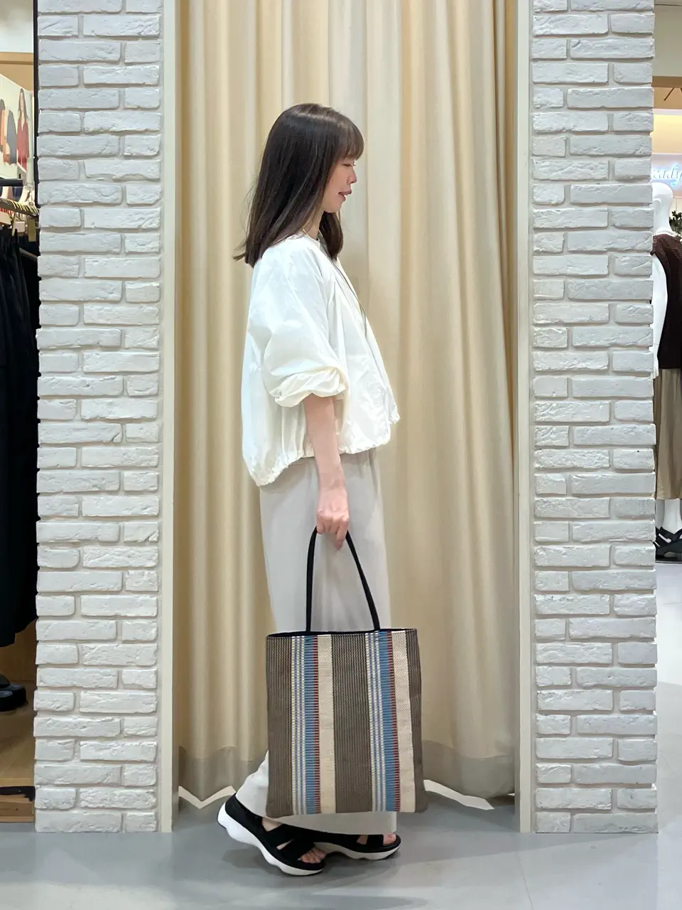 ONWARD CROSSET SELECT 檀 コーディネート画像