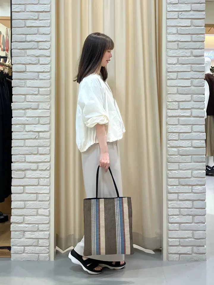 ONWARD CROSSET SELECT 檀 コーディネート画像