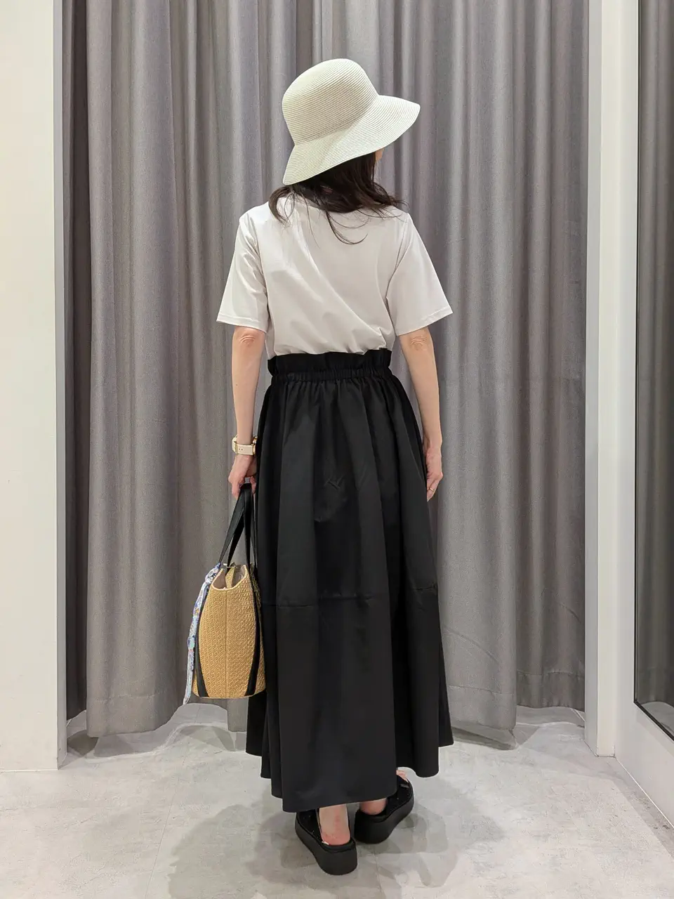 ONWARD CROSSET SELECT 浅岡 コーディネート画像