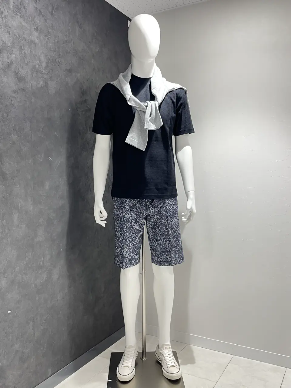  Sasaki コーディネート画像