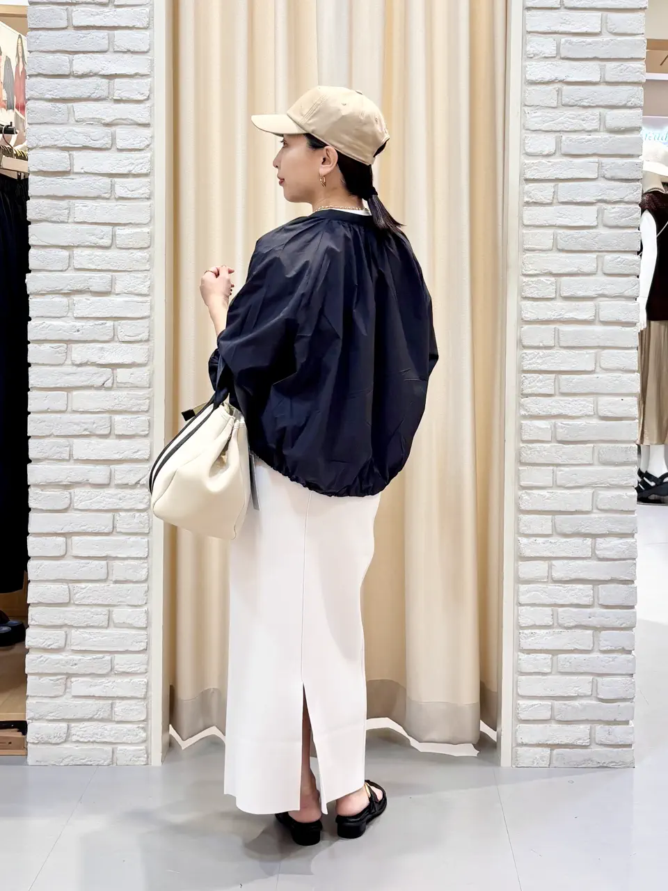 ONWARD CROSSET SELECT 服部 コーディネート画像
