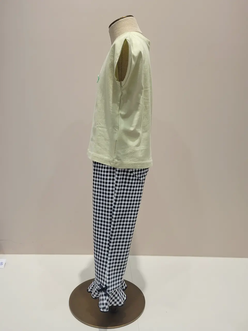 ONWARD CROSSET SELECT 西村 コーディネート画像
