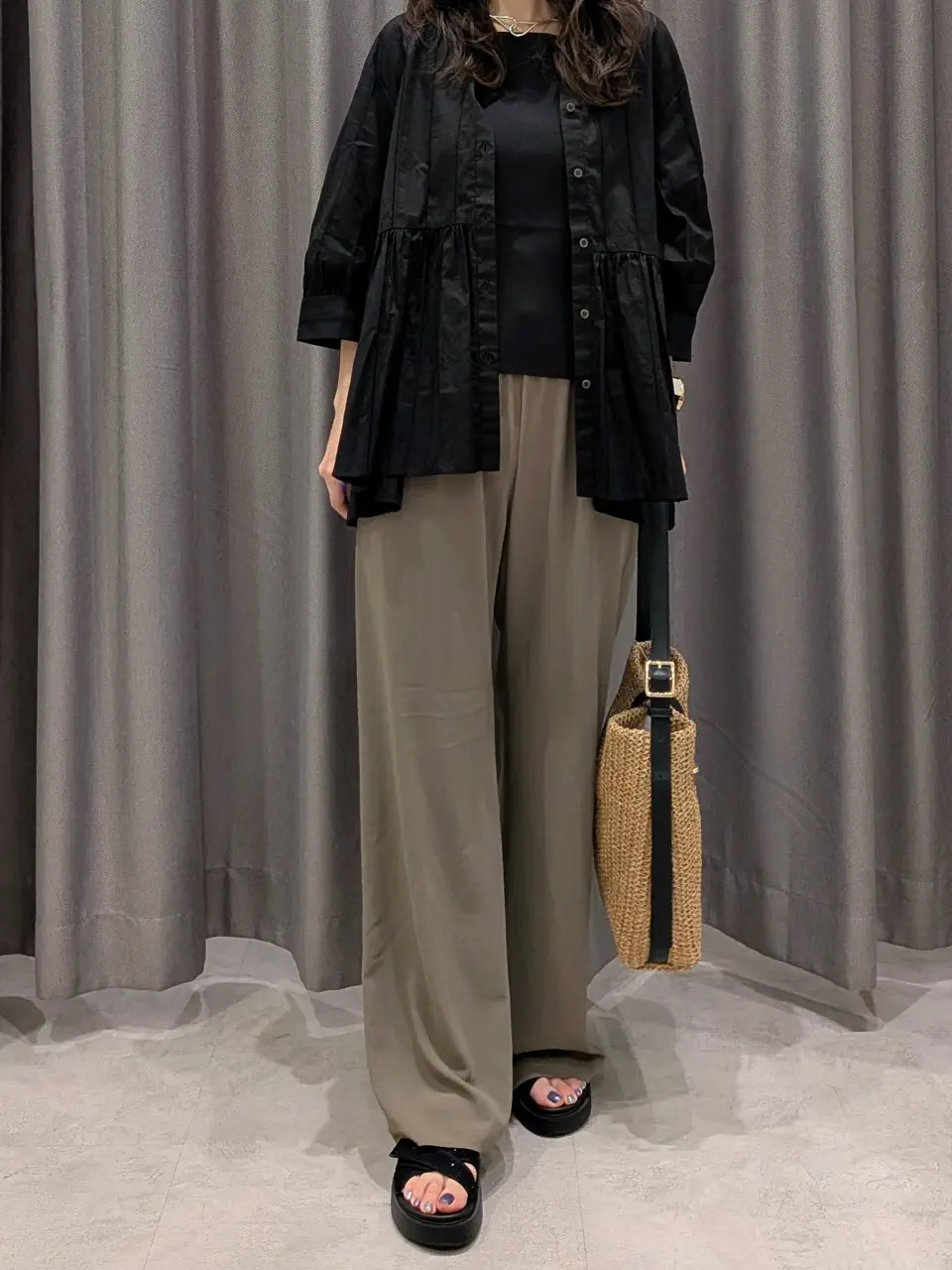 ONWARD CROSSET SELECT 浅岡 コーディネート画像