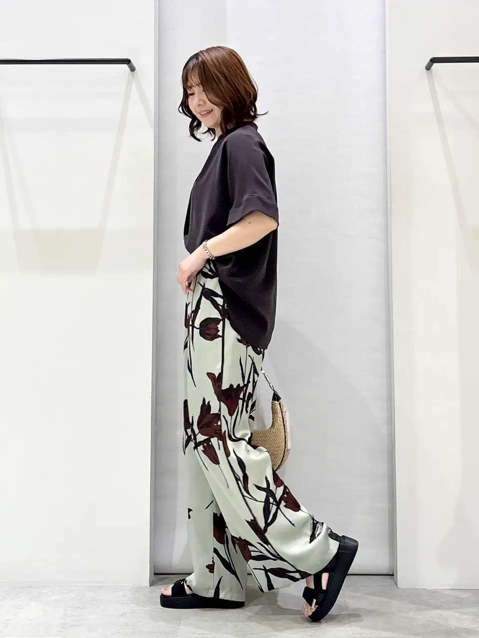 ONWARD CROSSET SELECT 横田 コーディネート画像