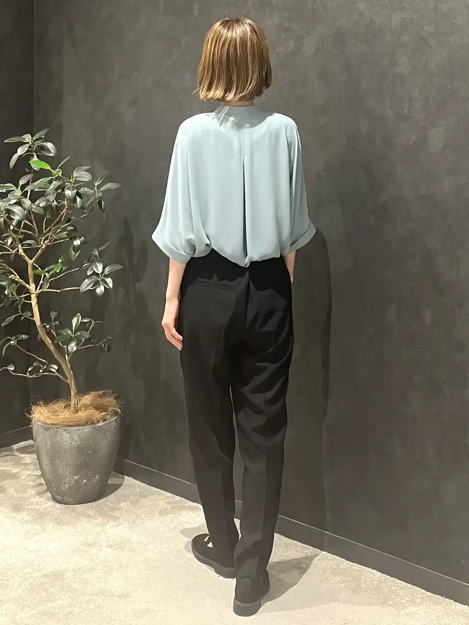 ONWARD CROSSET SELECT 阿部 コーディネート画像
