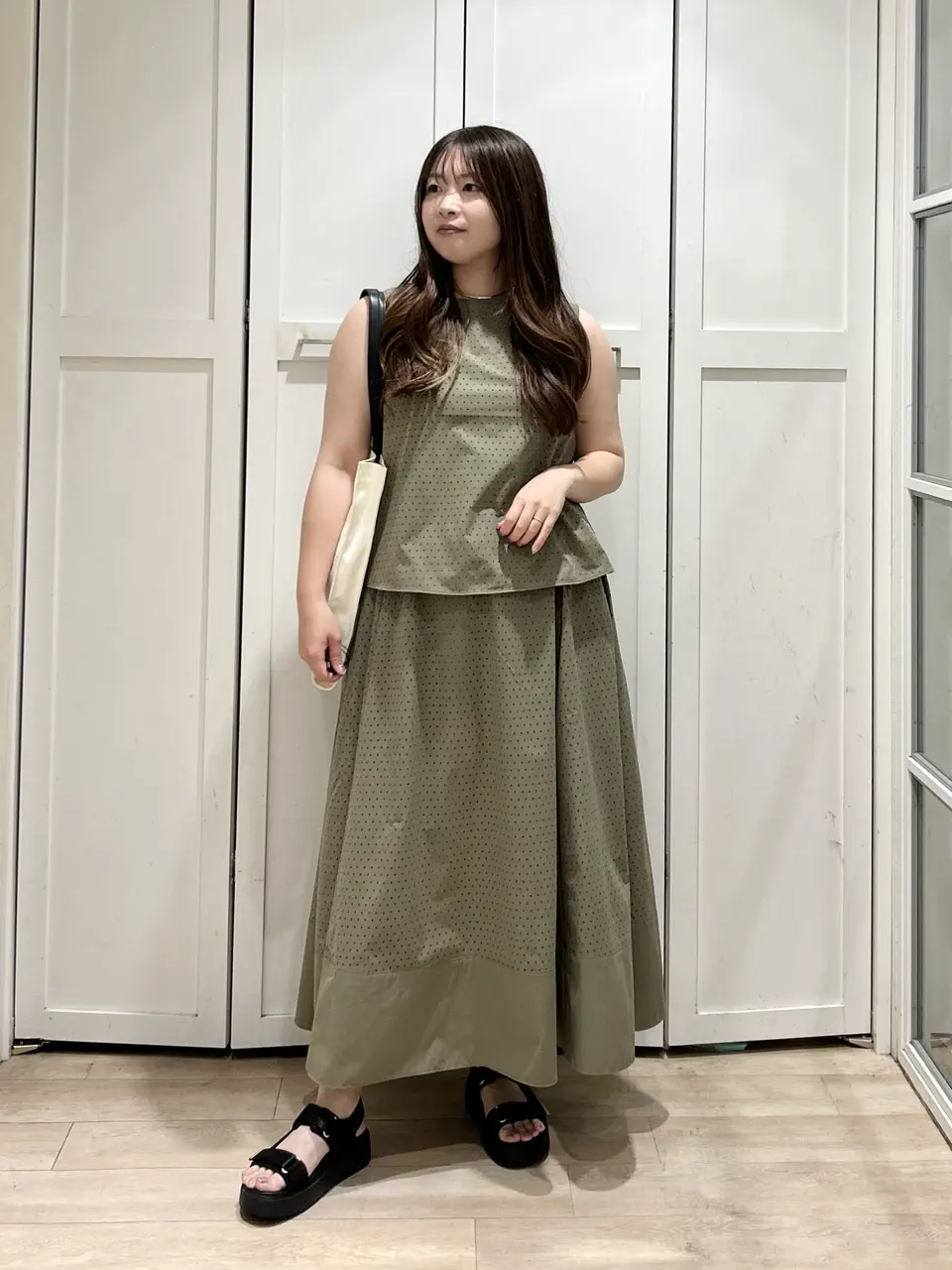 ONWARD CROSSET SELECT 藤田 コーディネート画像