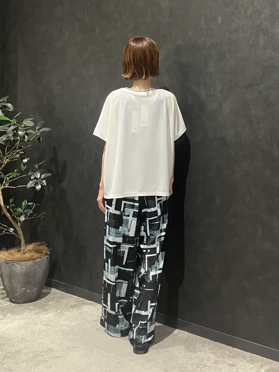 ONWARD CROSSET SELECT 阿部 コーディネート画像