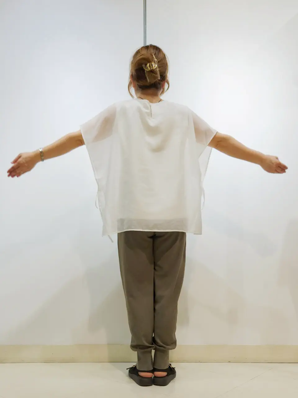 ONWARD CROSSET SELECT 中野 コーディネート画像