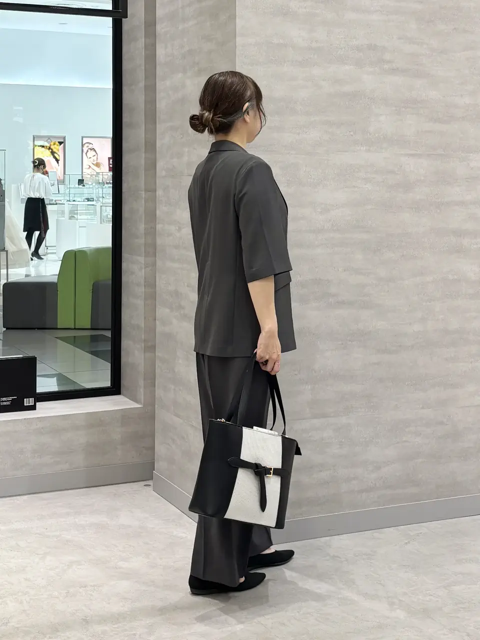 ONWARD CROSSET SELECT SAKAI コーディネート画像