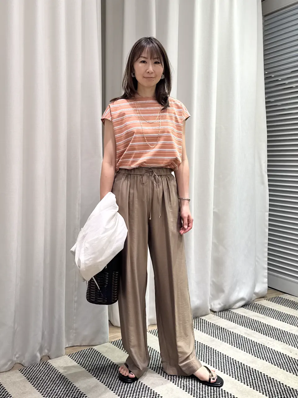 ONWARD CROSSET SELECT KURIYAMA コーディネート画像