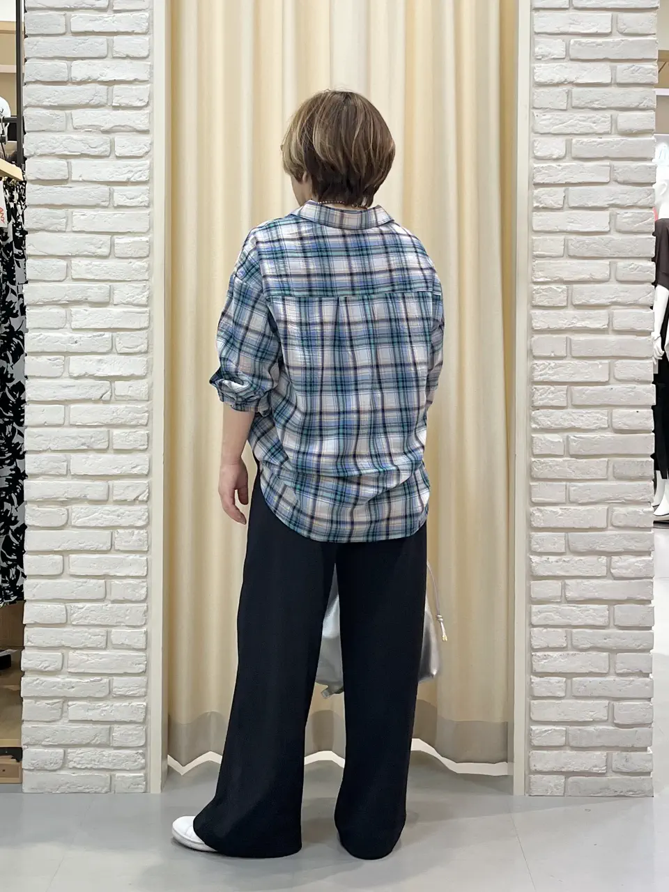 ONWARD CROSSET SELECT 吉田 コーディネート画像
