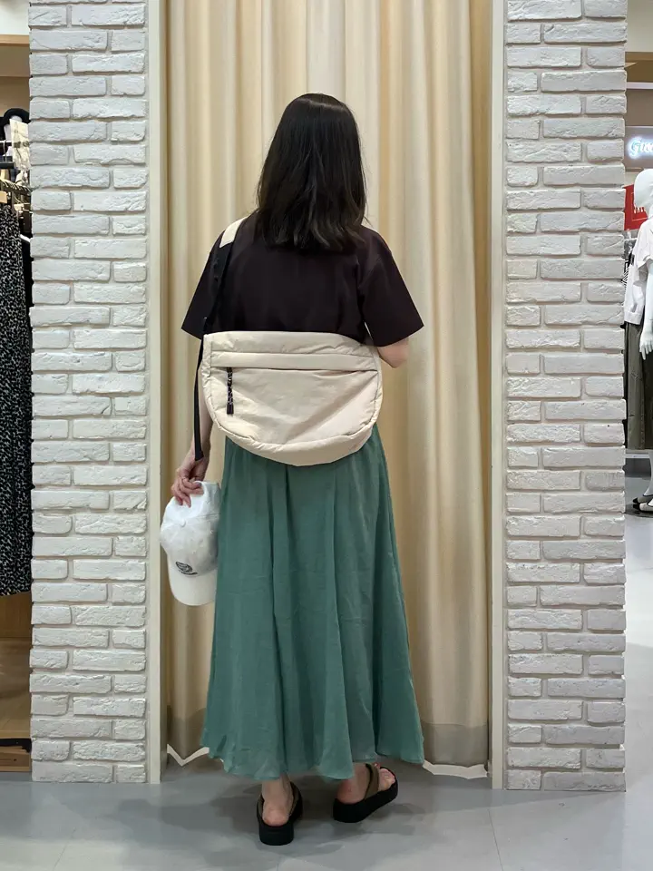 ONWARD CROSSET SELECT 檀 コーディネート画像