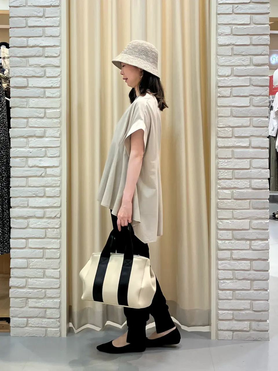 ONWARD CROSSET SELECT 檀 コーディネート画像
