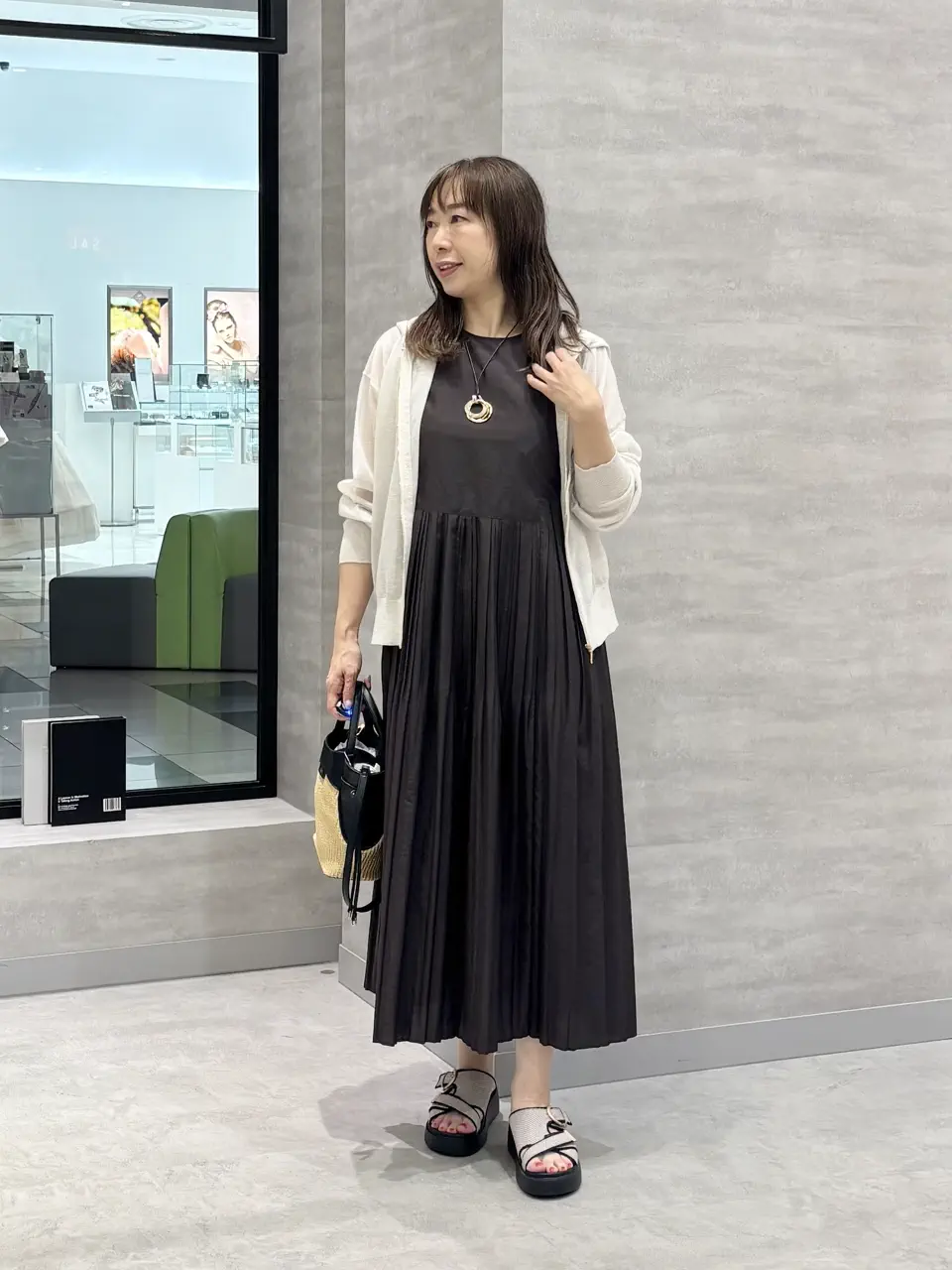  SAKAI コーディネート画像