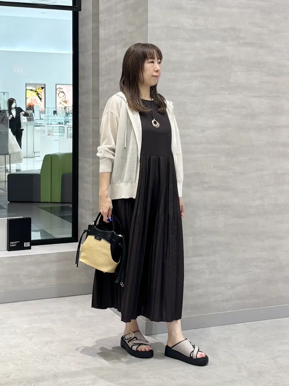 ONWARD CROSSET SELECT SAKAI コーディネート画像
