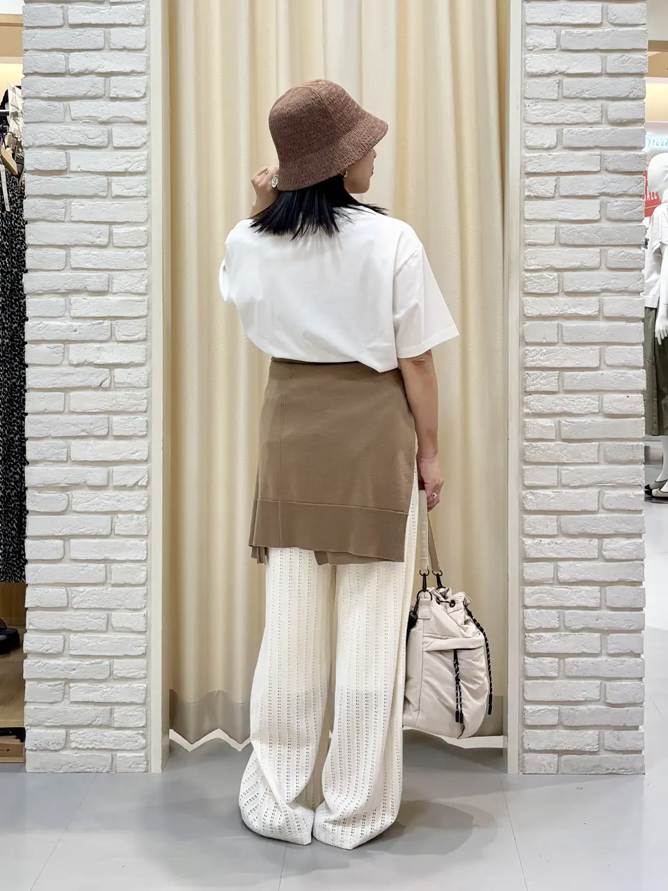 ONWARD CROSSET SELECT 服部 コーディネート画像