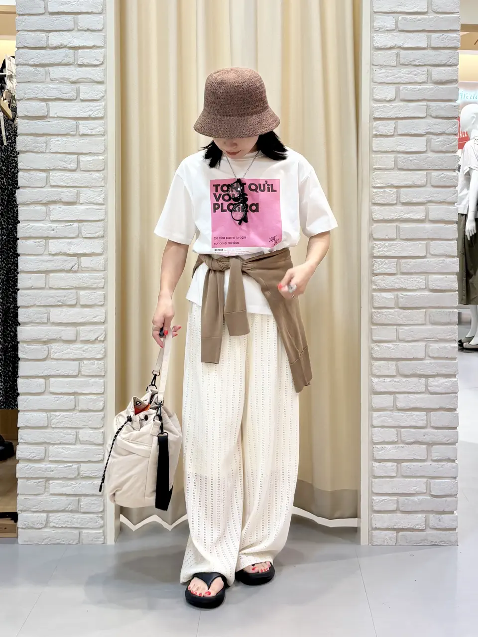 ONWARD CROSSET SELECT 服部 コーディネート画像