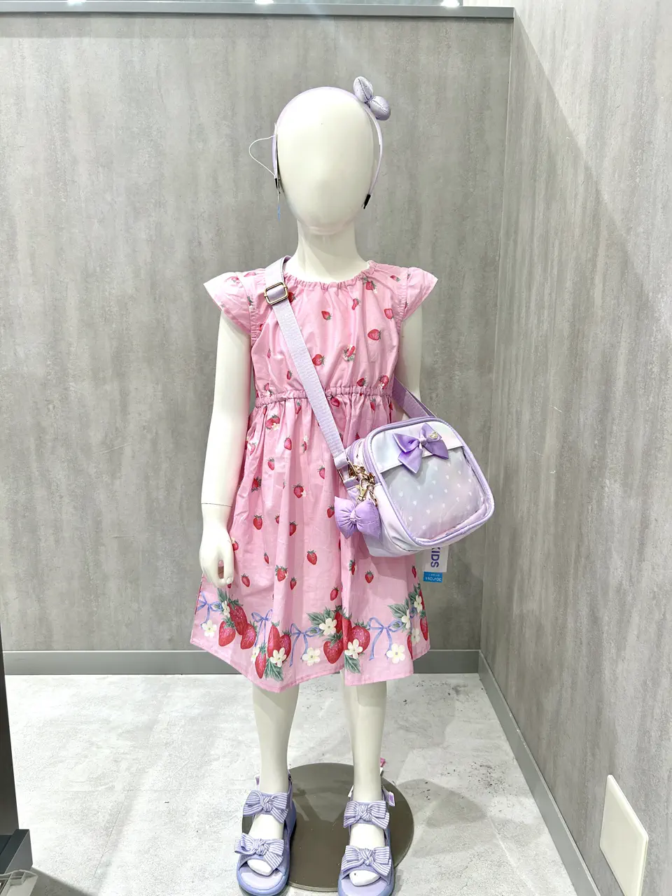 秋葉 コーディネート画像
