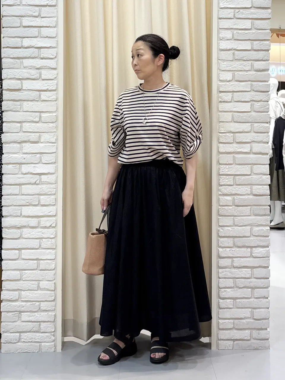 ONWARD CROSSET SELECT 中野 コーディネート画像