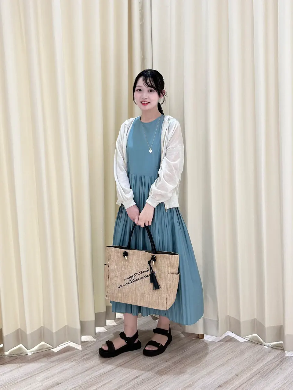  HANA コーディネート画像