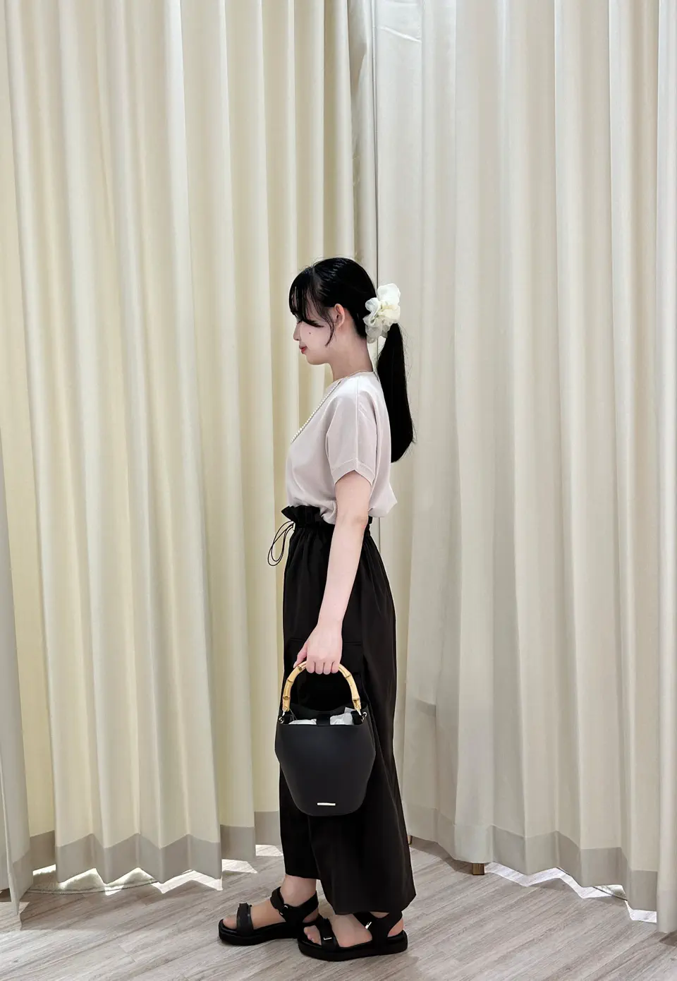 ONWARD CROSSET SELECT HANA コーディネート画像