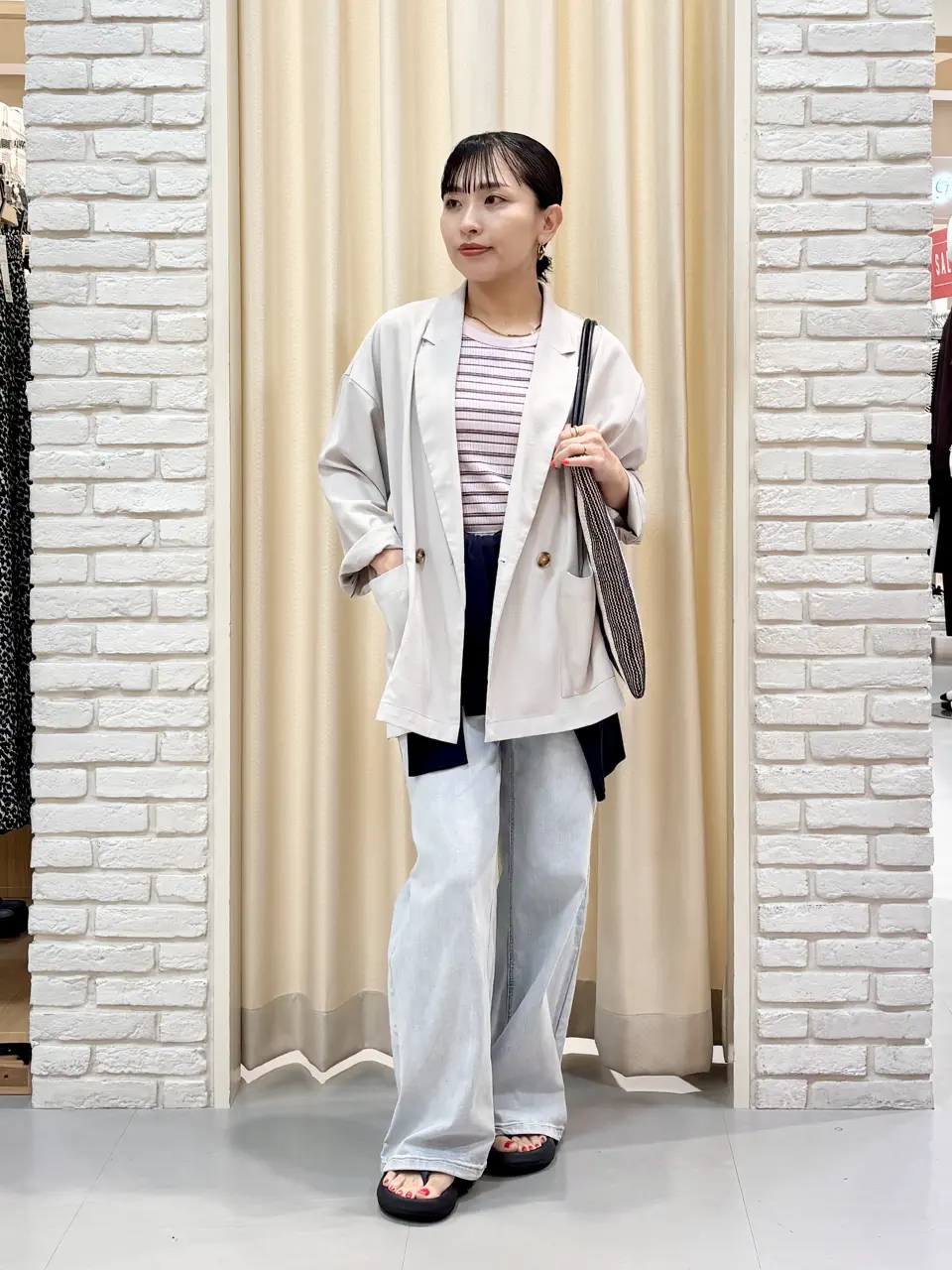 ONWARD CROSSET SELECT 服部 コーディネート画像