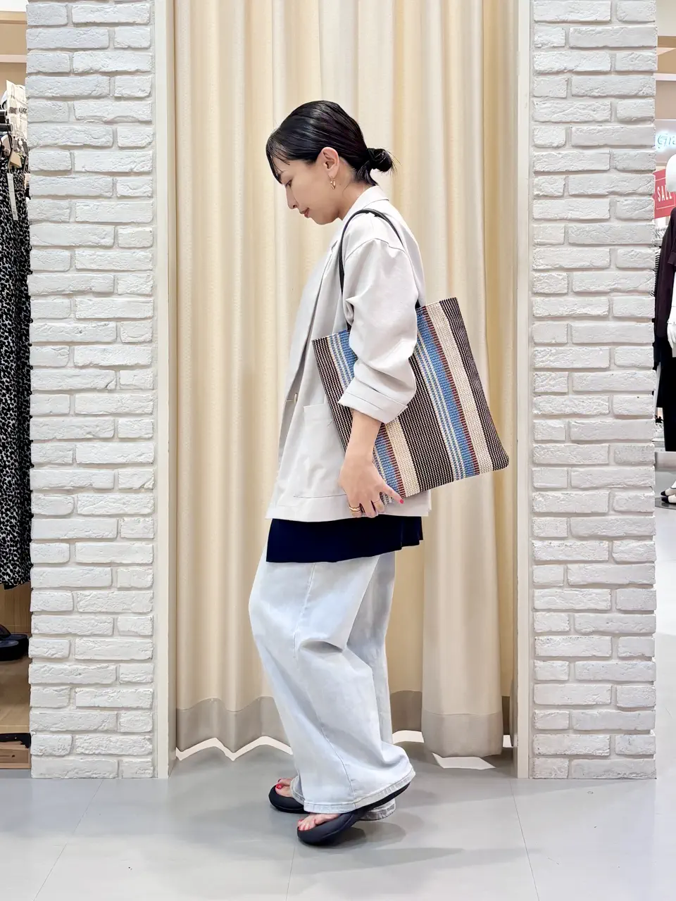 ONWARD CROSSET SELECT 服部 コーディネート画像