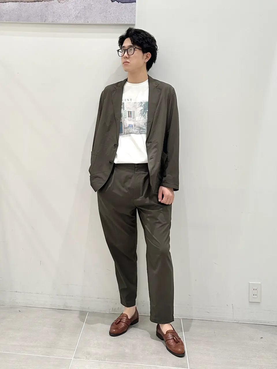  勝 コーディネート画像