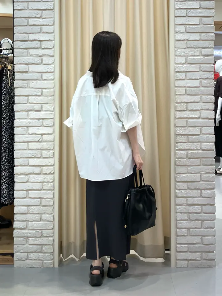 ONWARD CROSSET SELECT 檀 コーディネート画像