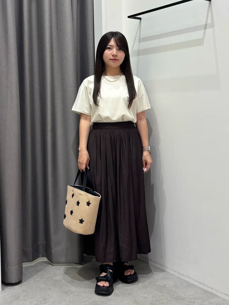  乃和 コーディネート画像
