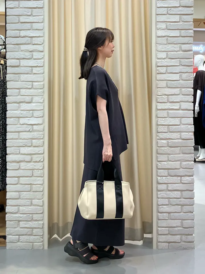 ONWARD CROSSET SELECT 檀 コーディネート画像