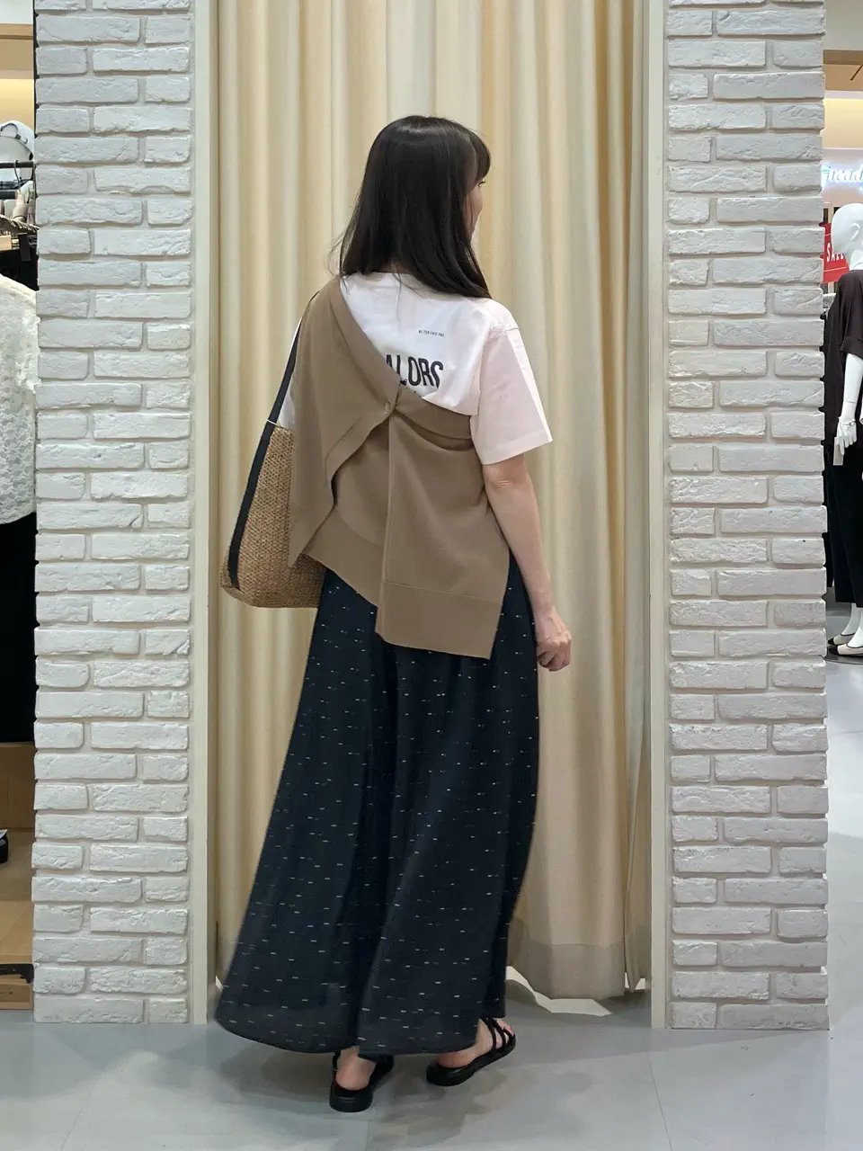 ONWARD CROSSET SELECT 檀 コーディネート画像
