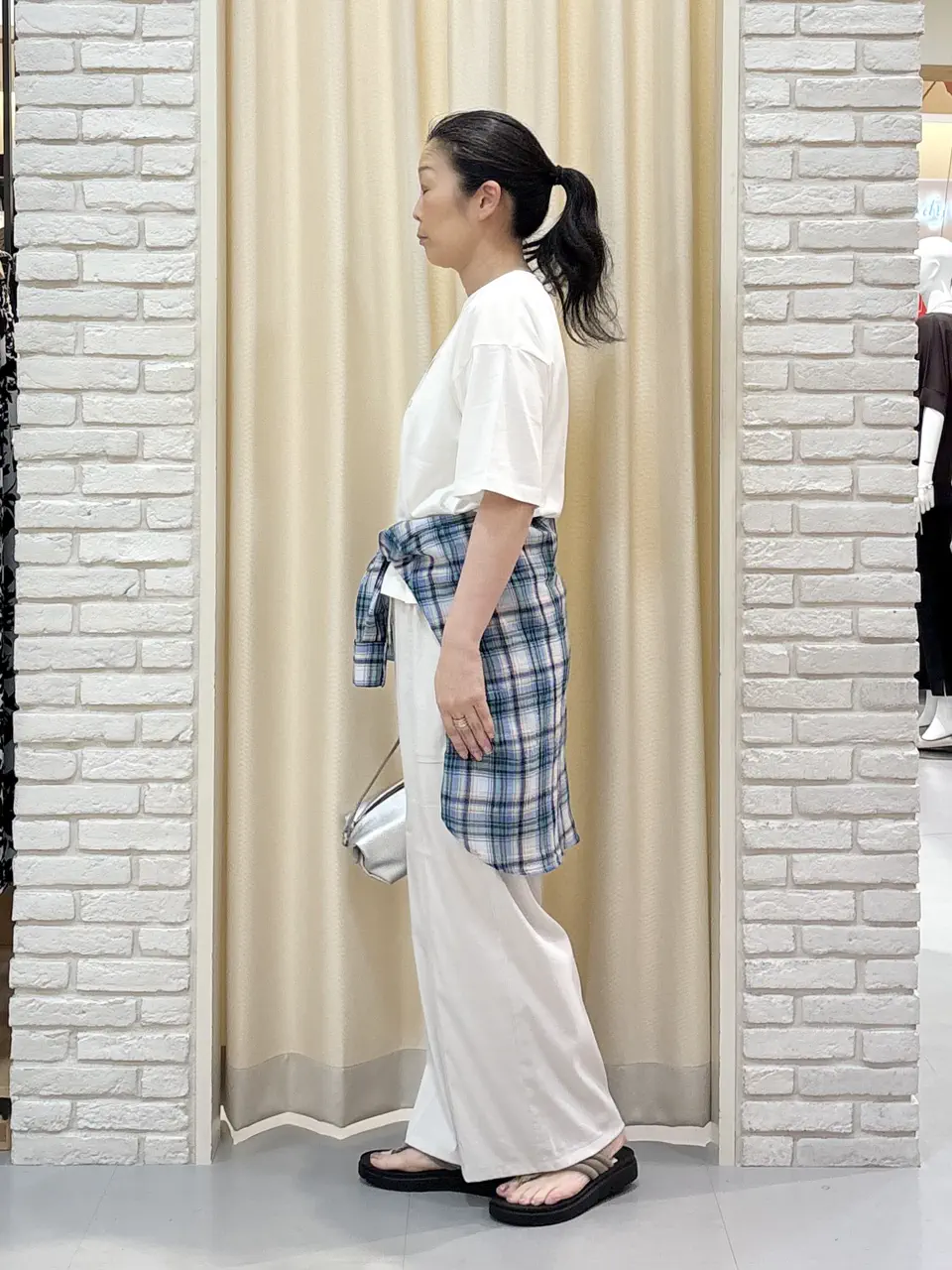 ONWARD CROSSET SELECT 中野 コーディネート画像