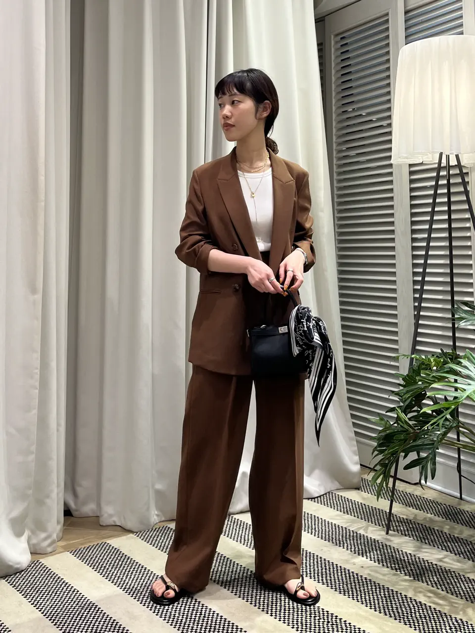 ONWARD CROSSET SELECT 伊藤 コーディネート画像