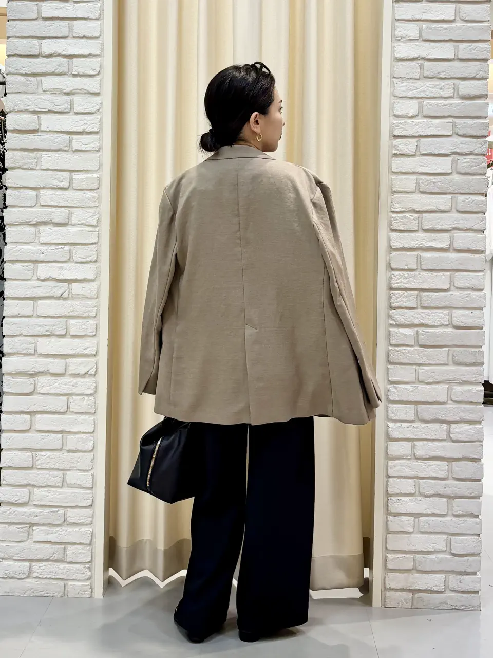 ONWARD CROSSET SELECT 服部 コーディネート画像