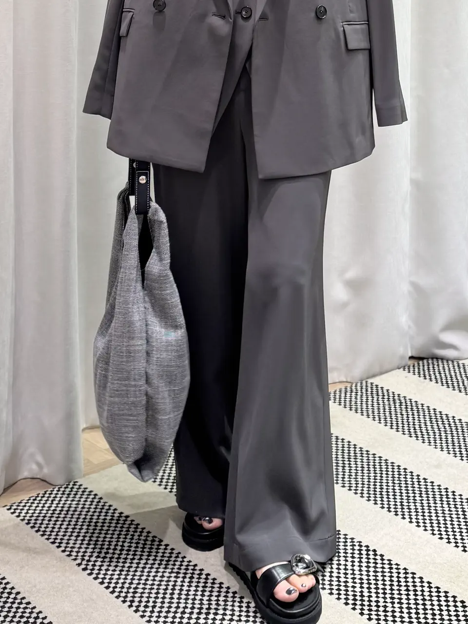 ONWARD CROSSET SELECT KURIYAMA コーディネート画像