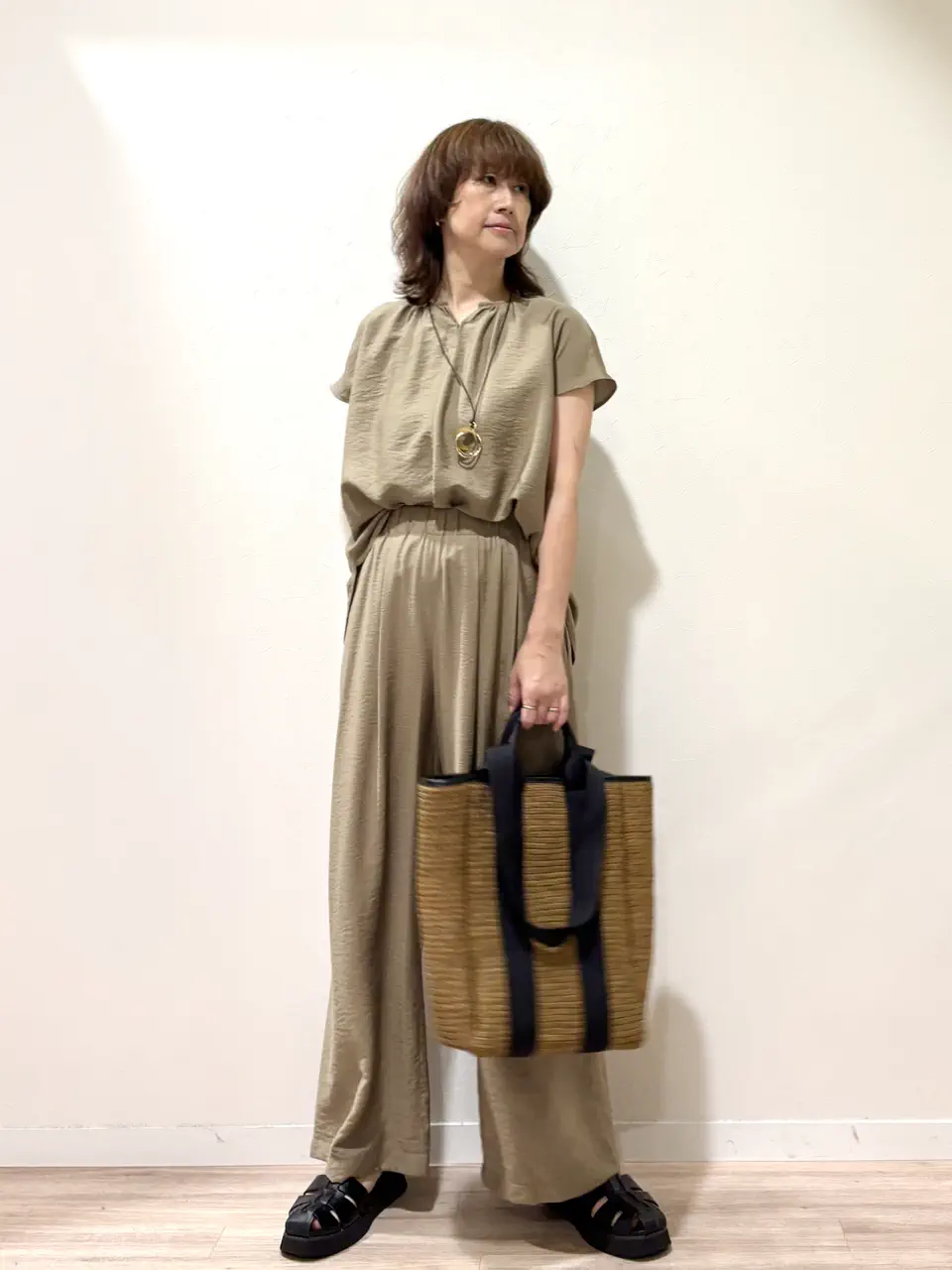 ONWARD CROSSET SELECT 照木 コーディネート画像