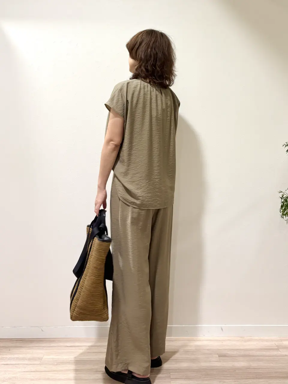 ONWARD CROSSET SELECT 照木 コーディネート画像