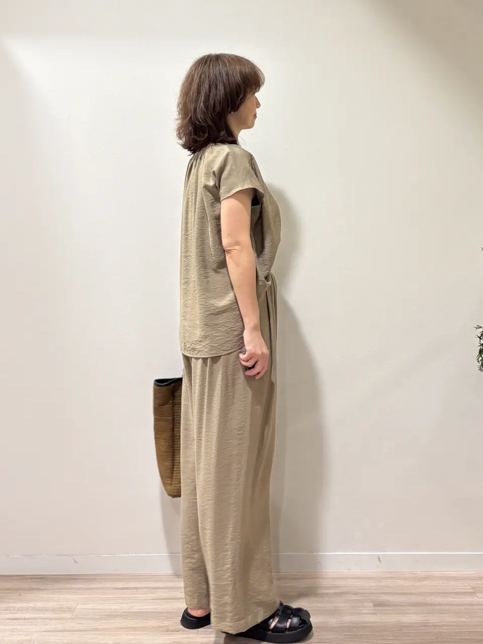 ONWARD CROSSET SELECT 照木 コーディネート画像