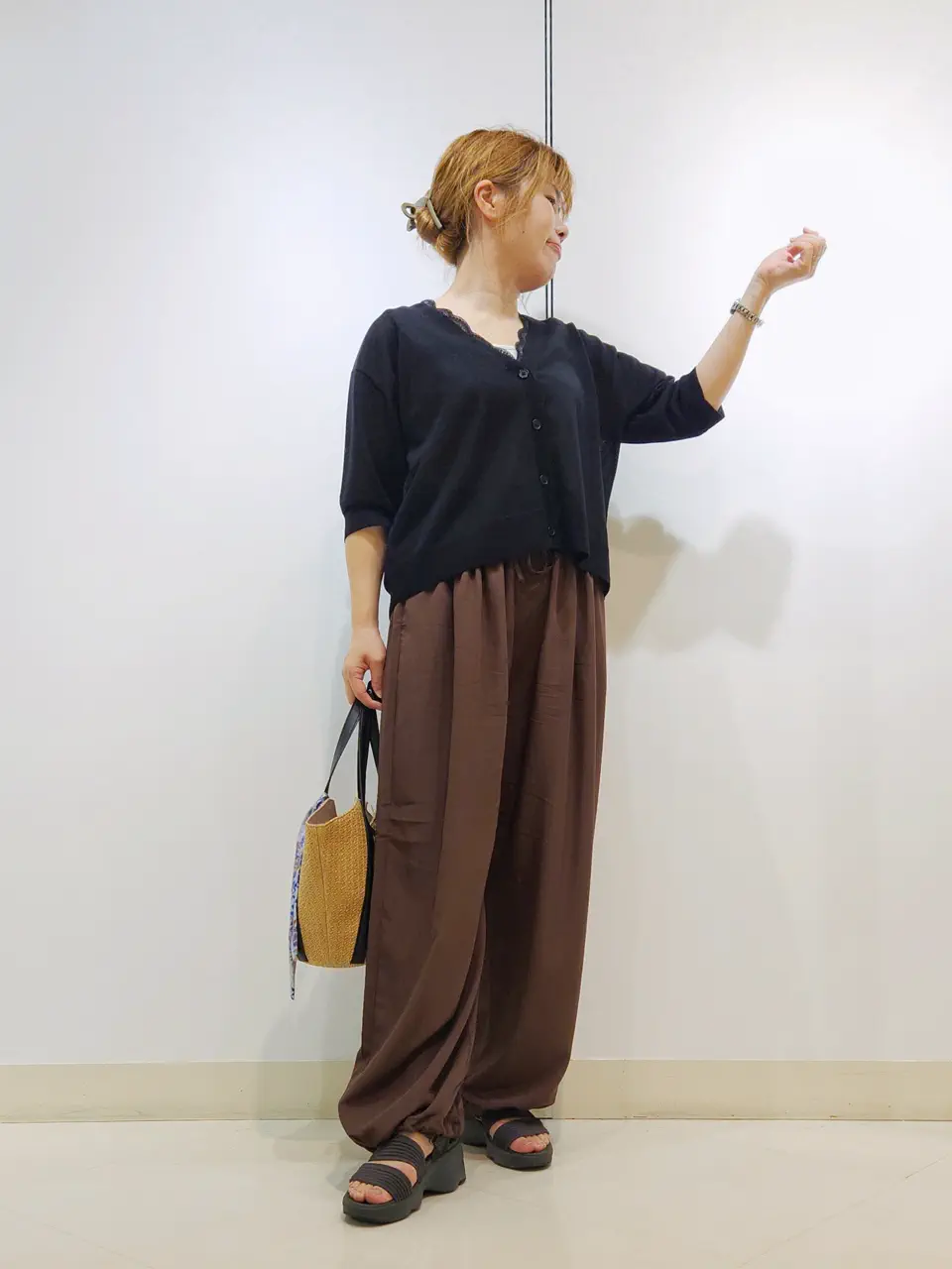 ONWARD CROSSET SELECT 中野 コーディネート画像