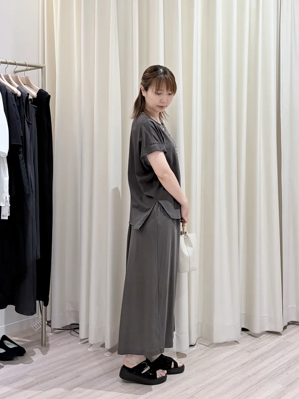 ONWARD CROSSET SELECT やの コーディネート画像