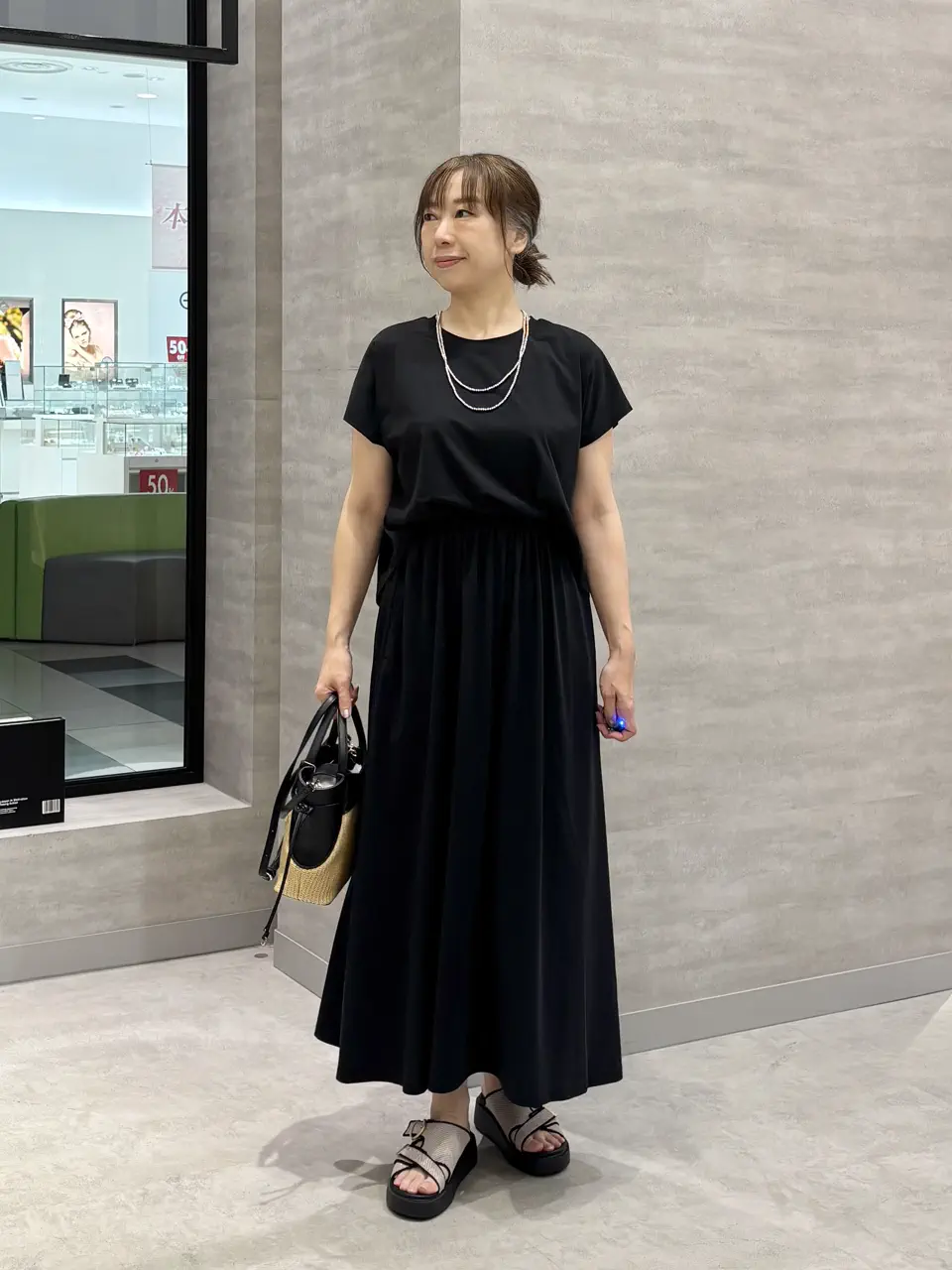  SAKAI コーディネート画像