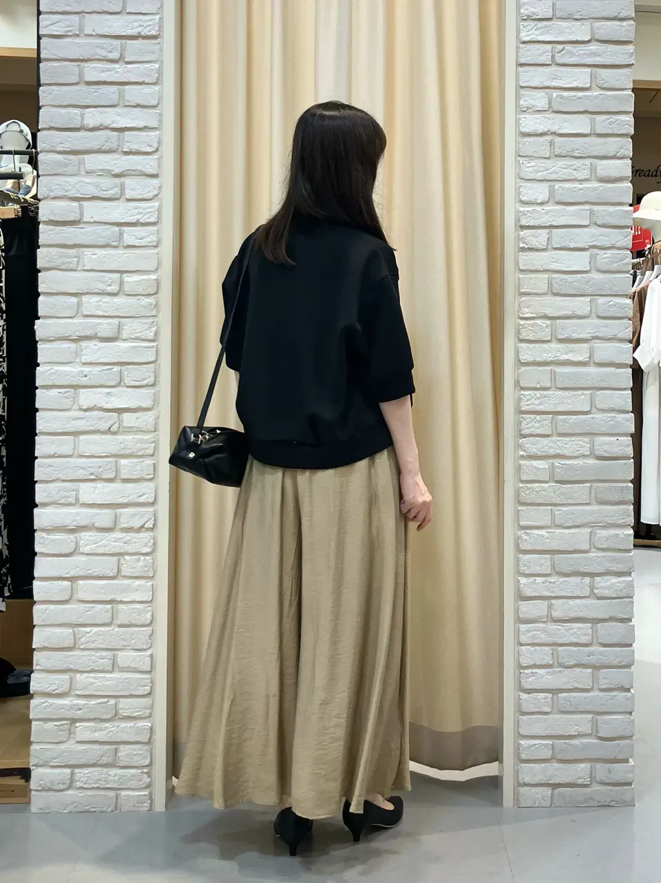 ONWARD CROSSET SELECT 檀 コーディネート画像