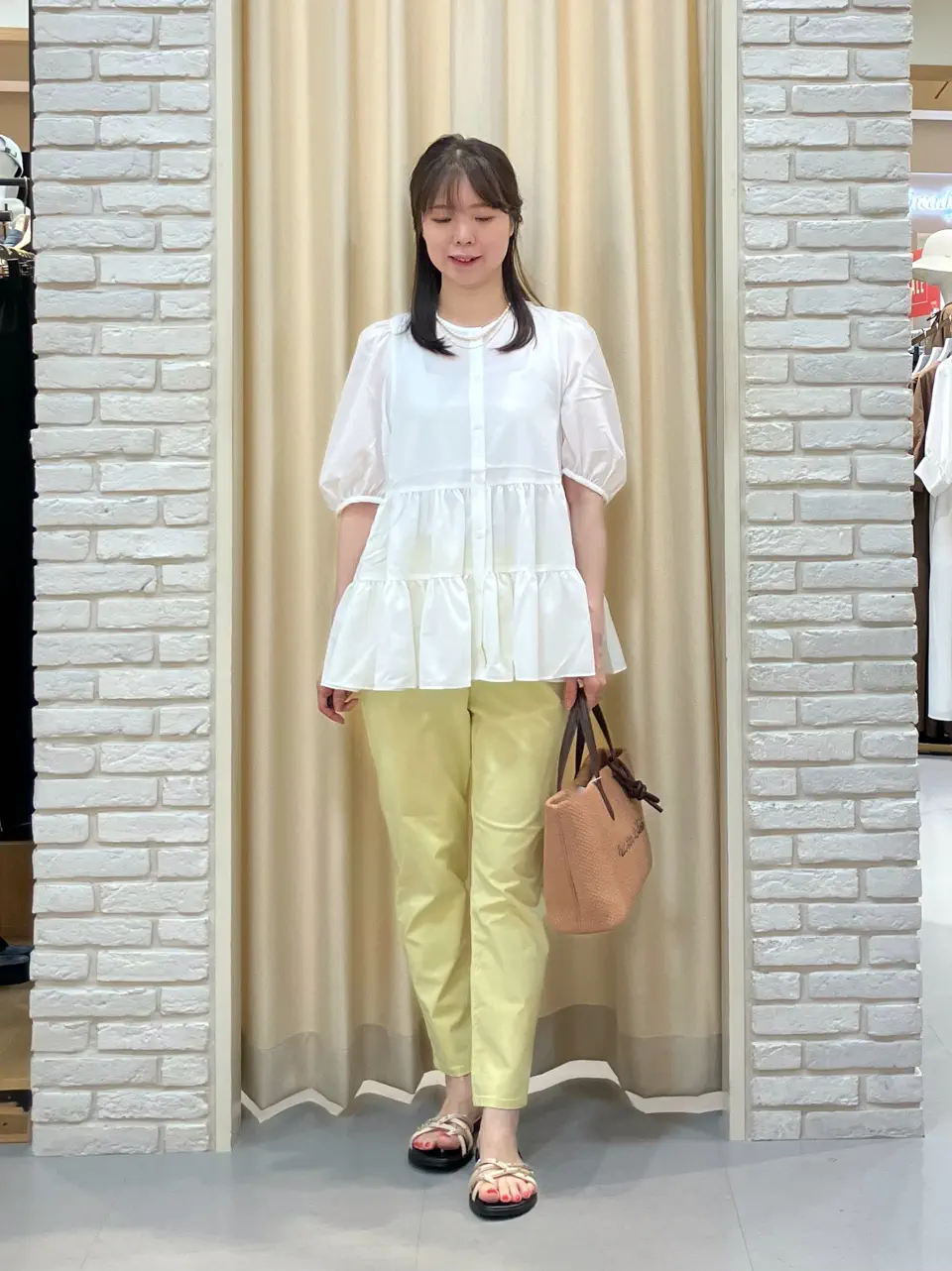 ONWARD CROSSET SELECT 檀 コーディネート画像