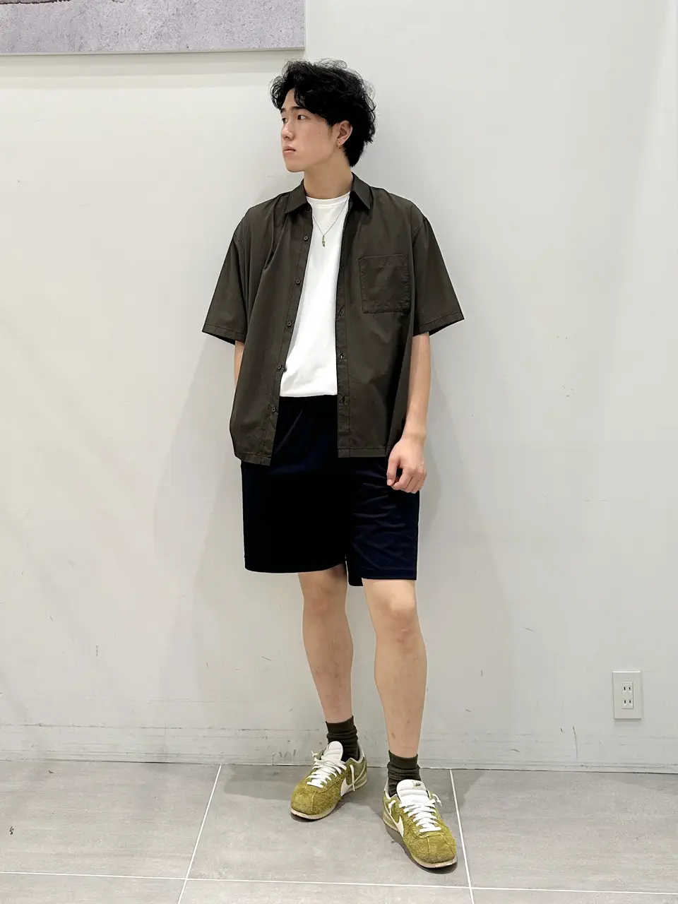  勝 コーディネート画像