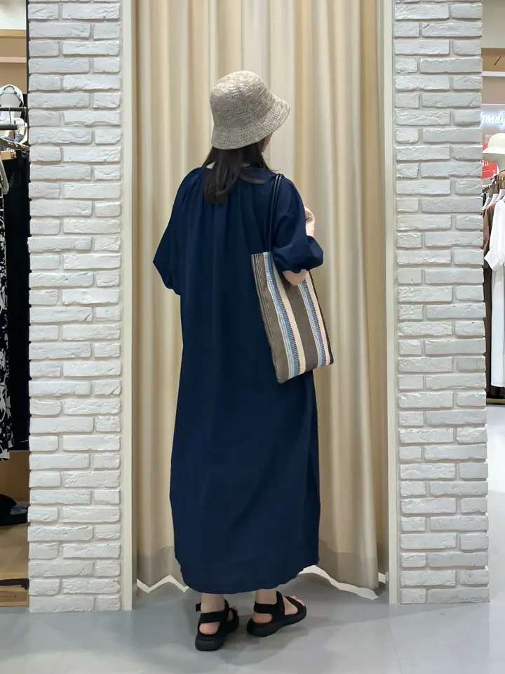 ONWARD CROSSET SELECT 檀 コーディネート画像